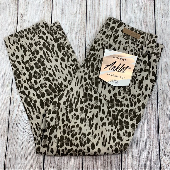 Royalty For Me Denim - Royalty for Me Leopard Print Mid-Rise Anklet Jeans